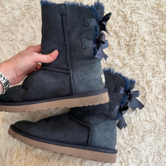 Ugg Bailey Bow II Boots fur Lined High Top Navy Blue size 8 suede round toe - Picture 9 of 13
